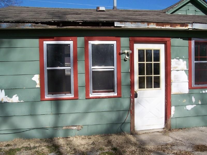 23 N Washington, Fort Scott, KS 66701
