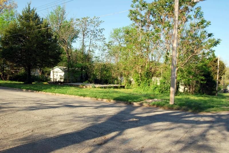 304 S Pine, Nevada, MO 64772