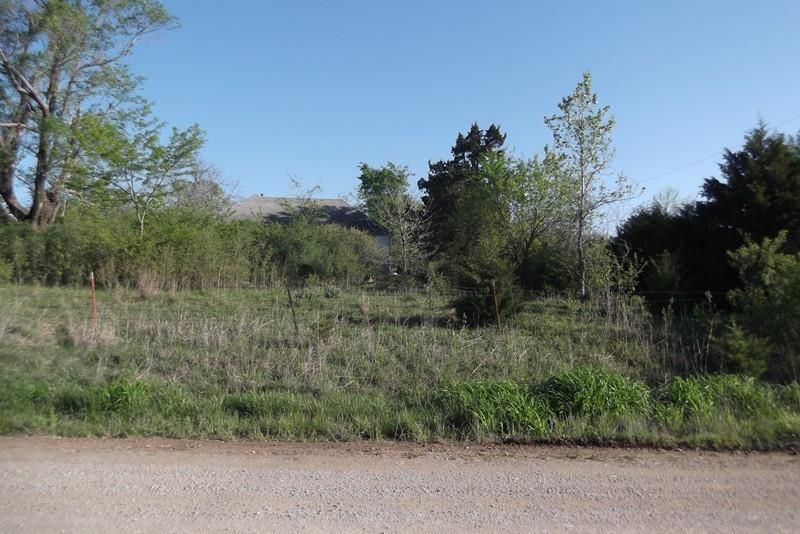 1355 Limestone Rd, Redfield, KS 66769