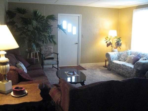 205 Lilly St, Greenfield, MO 65661