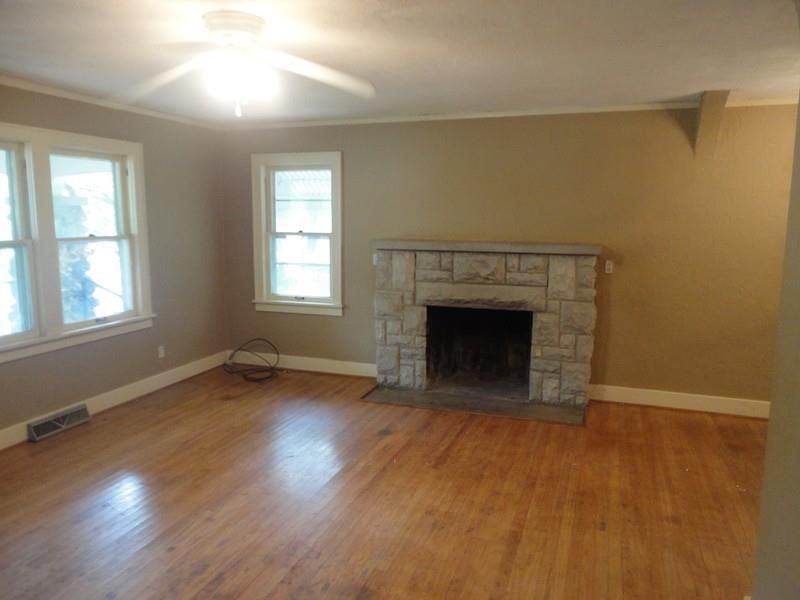 301 E Atlantic, Nevada, MO 64772
