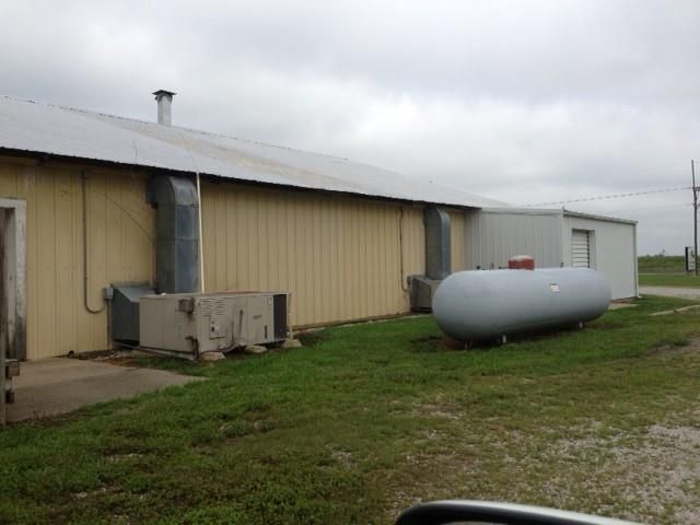 E 54 Highway, Nevada, MO 64772