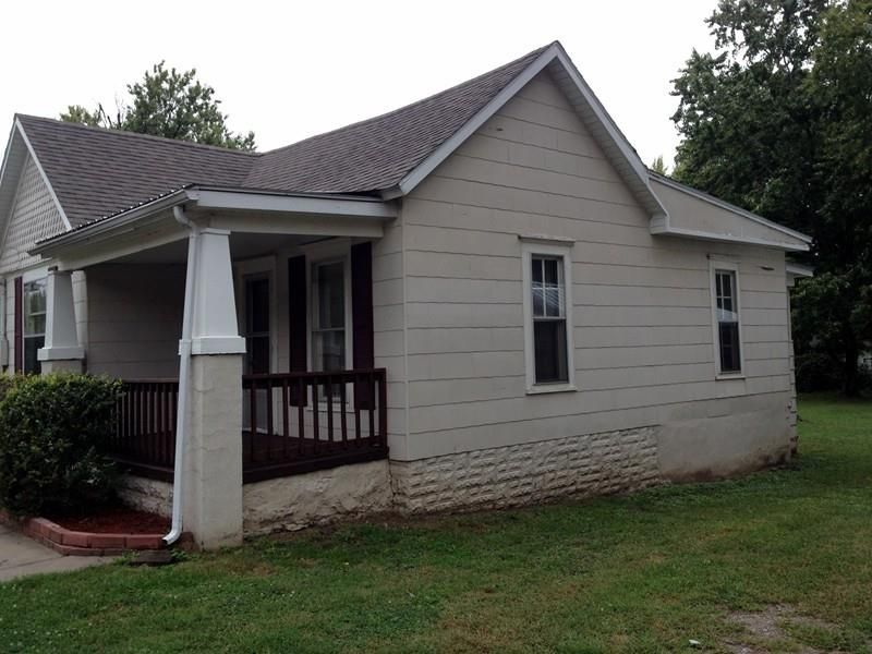 829 N Ash, Nevada, MO 64772