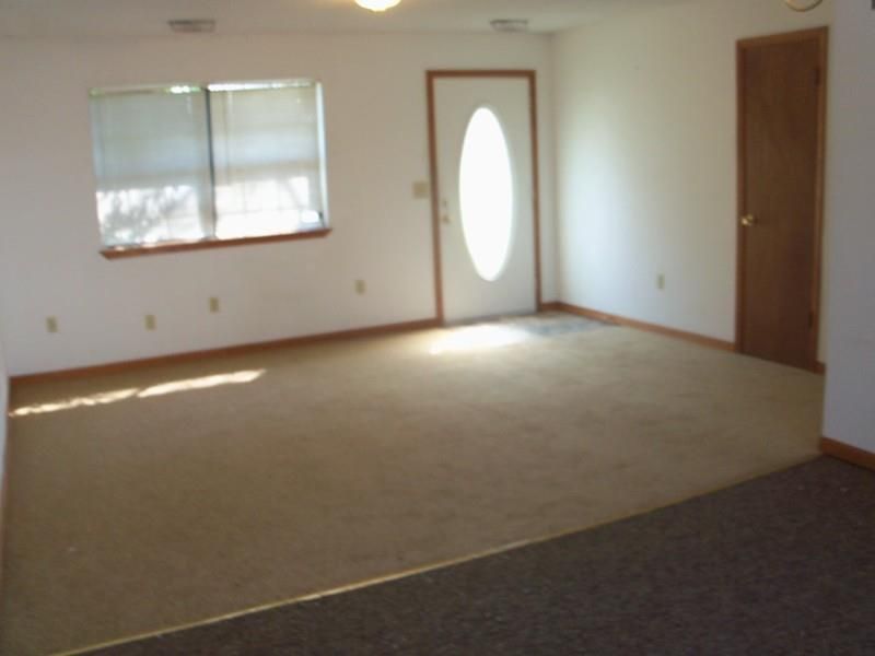 202 S 6th, Sheldon, MO 64784