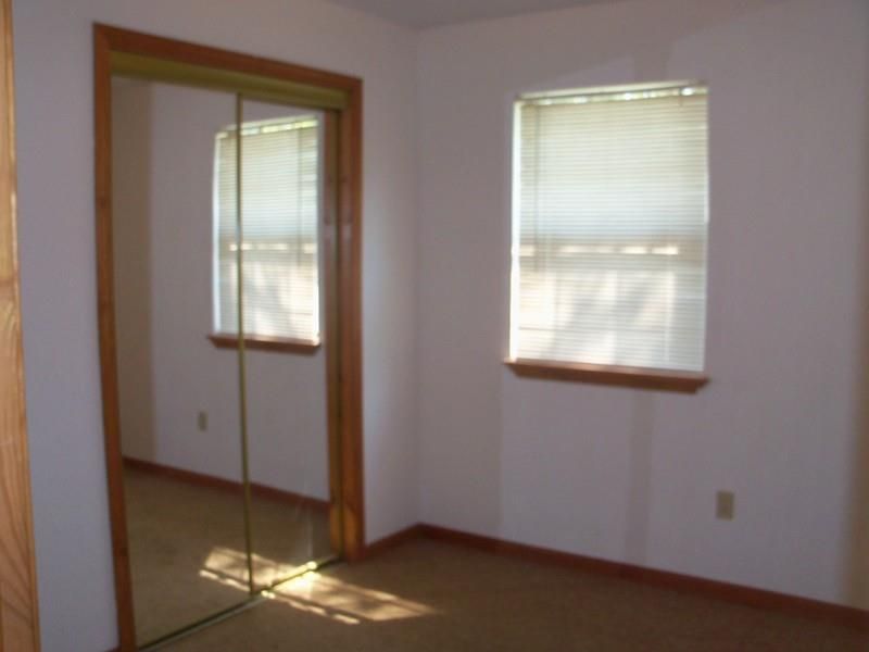 202 S 6th, Sheldon, MO 64784