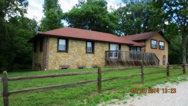 12031 Oxbrow Rd, Nevada, MO 64772