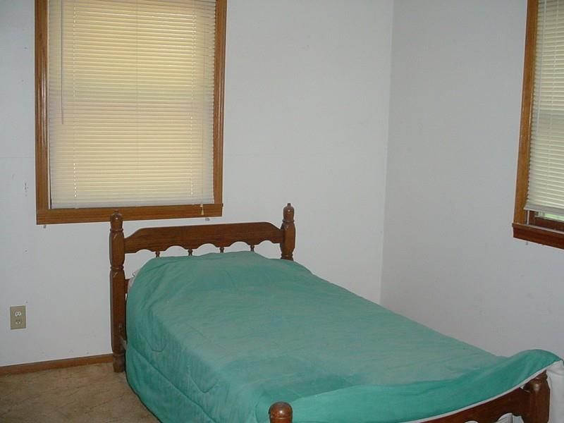 105 Chestnut, Rich Hill, MO 64779