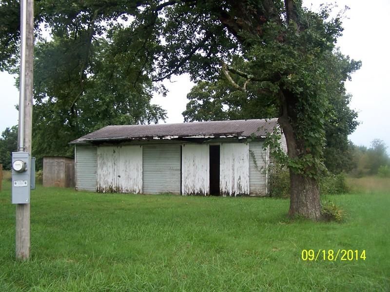 23732 E Dd Hwy, Sheldon, MO 64784