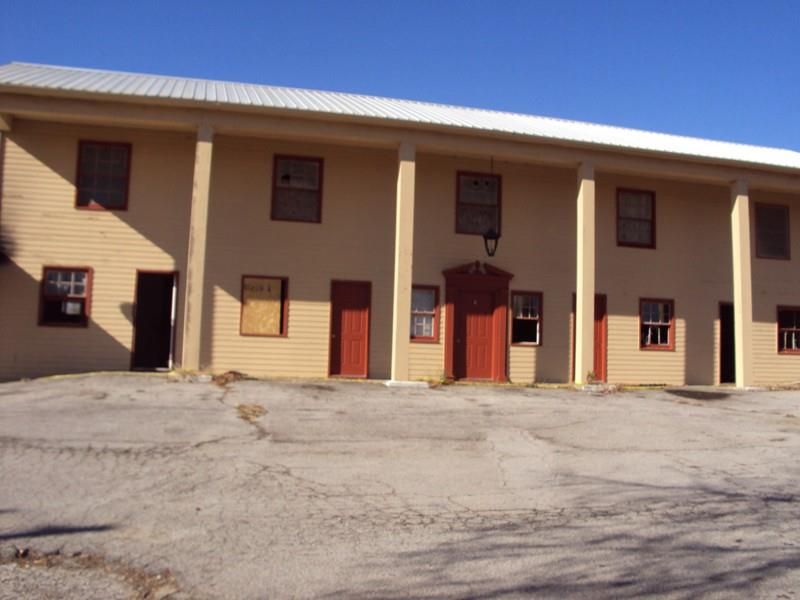 1352 215th, Fort Scott, KS 66701