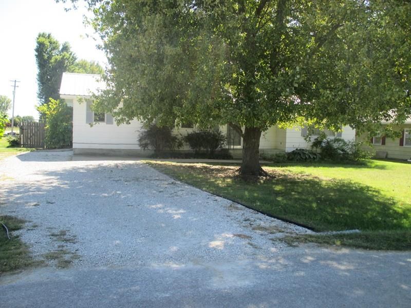 507 13th St, Lockwood, MO 65682