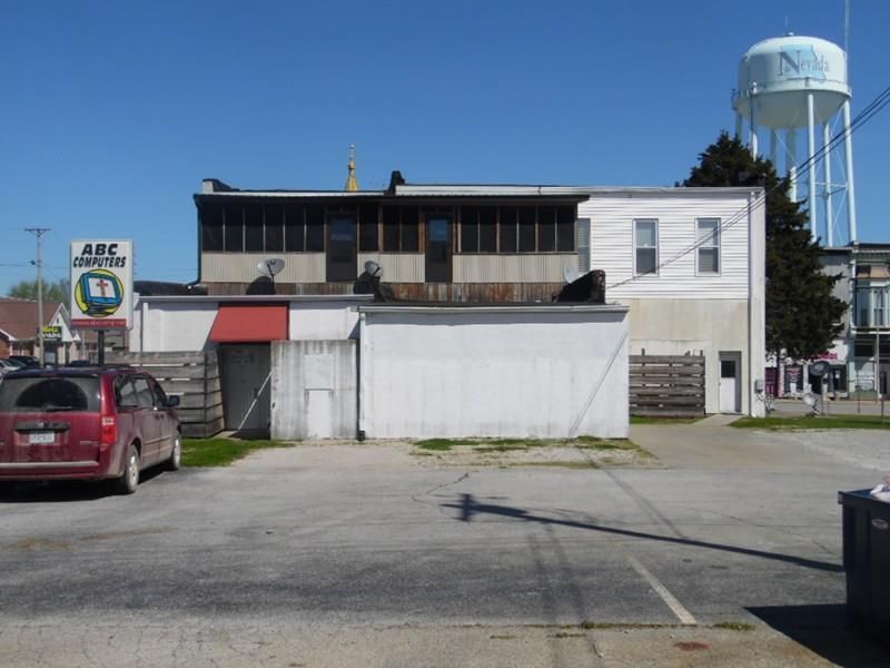602 E Cherry, Nevada, MO 64772