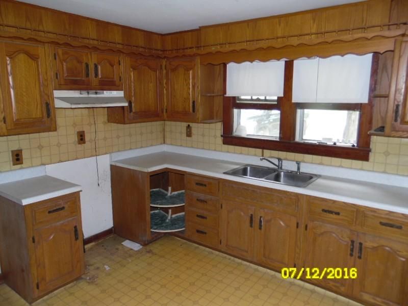 629 N Prewitt, Nevada, MO 64772