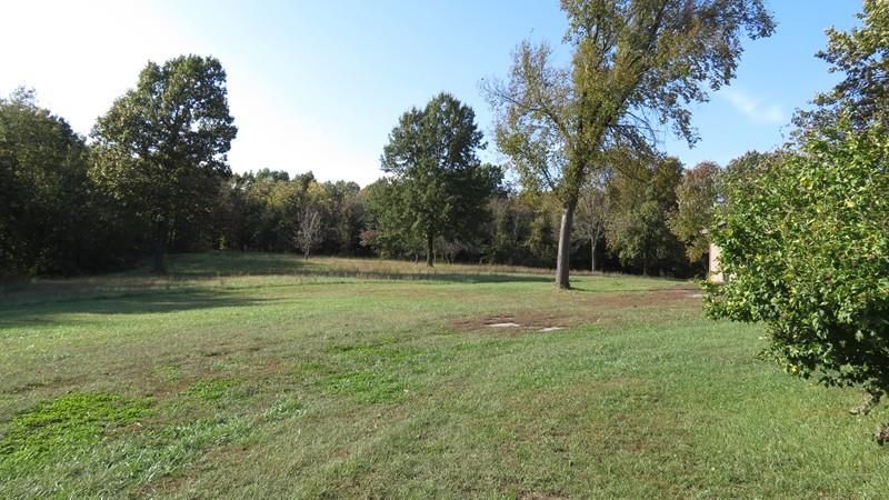 45 E Hw, Greenfield, MO 65661