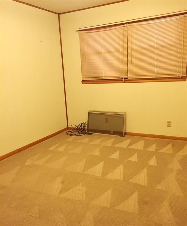 222 Walnut St, Mound City, KS 66056