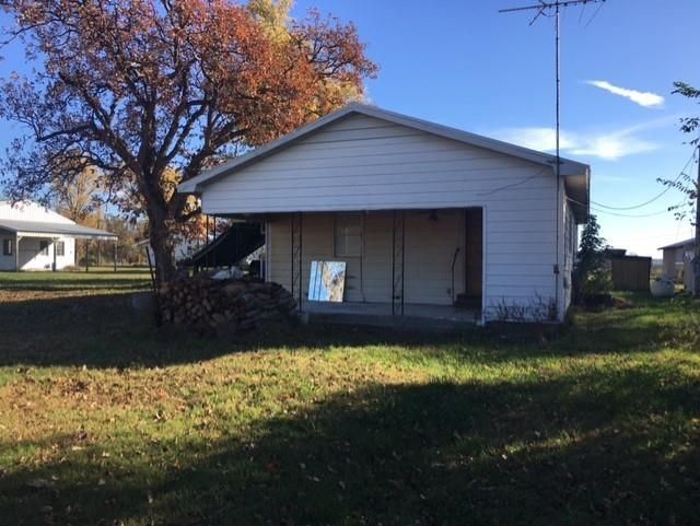 5 Bona Cir, Dadeville, MO 65635