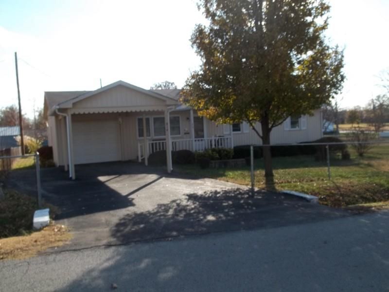 814 E 12th, Fort Scott, KS 66701