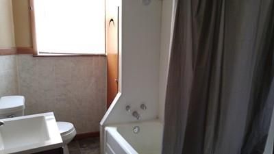 915 E E Oak, Fort Scott, KS 66738