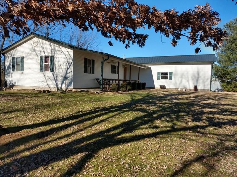401 NW 80th Ln, Lamar, MO 64762