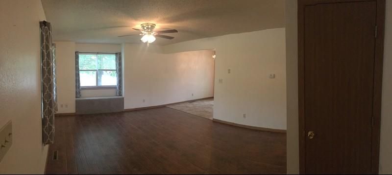 130 W Park, Nevada, MO 64472