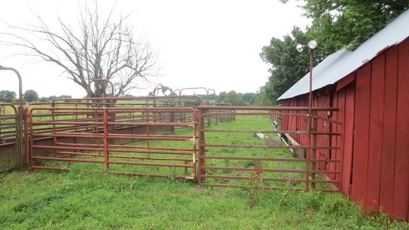 401 Rd, El Dorado Springs, MO 64744