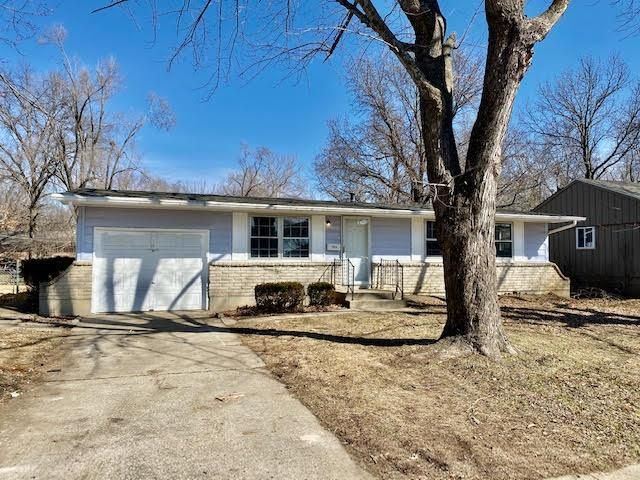 8510 E 93rd Ter, Kansas City, MO 64138
