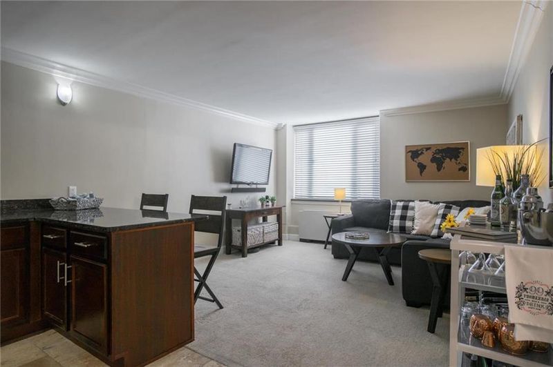 700 E 8th St #11O, Kansas City, MO 64106
