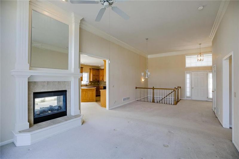6118 NW 79th St, Kansas City, MO 64151