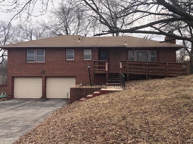 6413 E 55th Ter, Kansas City, MO 64129