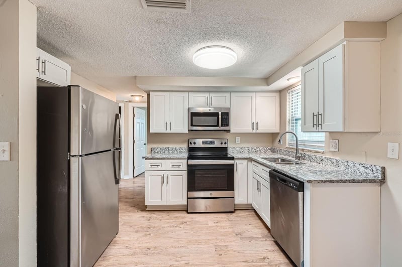 5429 Flora Ave, Holiday, FL 34690
