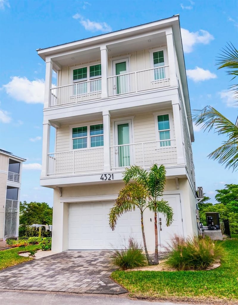 4321 Marina View Way, Cortez, FL 34215