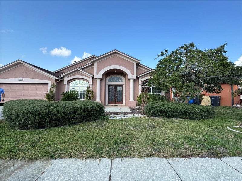 18111 Sweet Jasmine Dr, Tampa, FL 33647