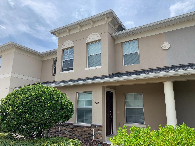 228 Carina Cir, Sanford, FL 32773