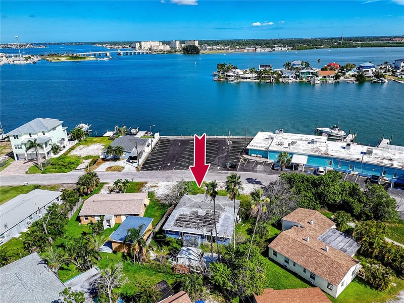 14204 E Parsley Dr, Madeira Beach, FL 33708