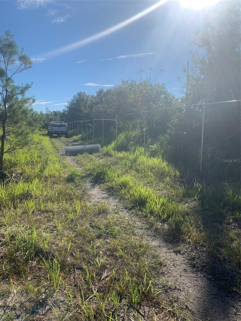 2701 Metro Dr, Ruskin, FL 33570