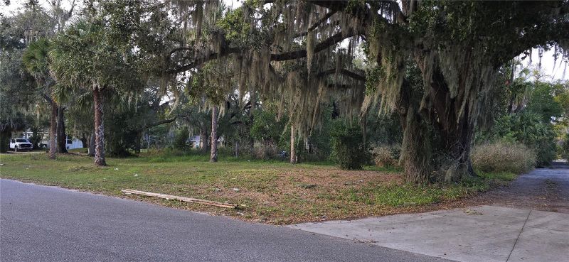 E 11th St, Sanford, FL 32771