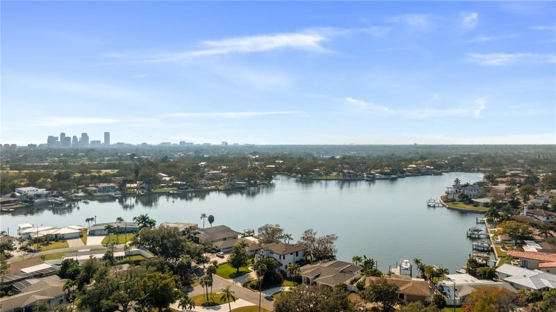 3598 10th St NE, St Petersburg, FL 33704