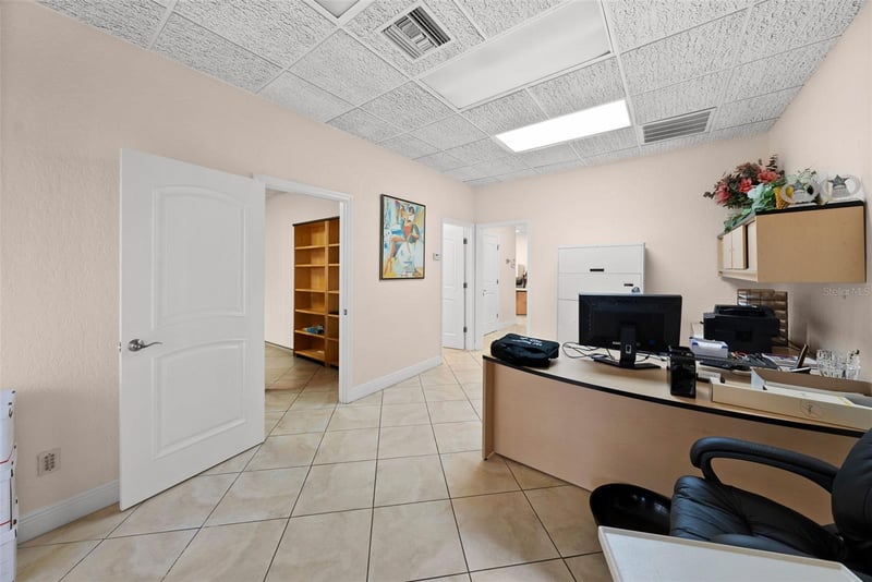 611 Druid Rd E #302, Clearwater, FL 33756