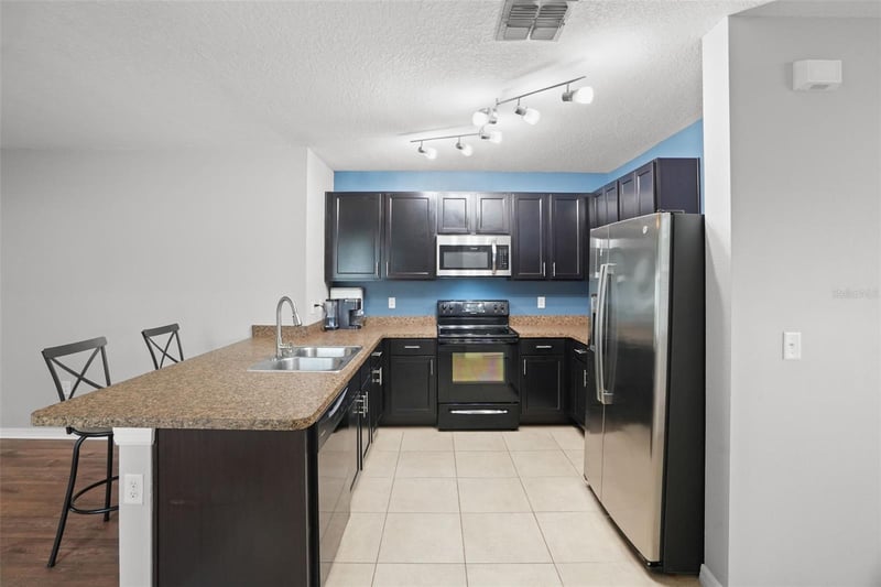 10104 Hawk Storm Ave, Tampa, FL 33610