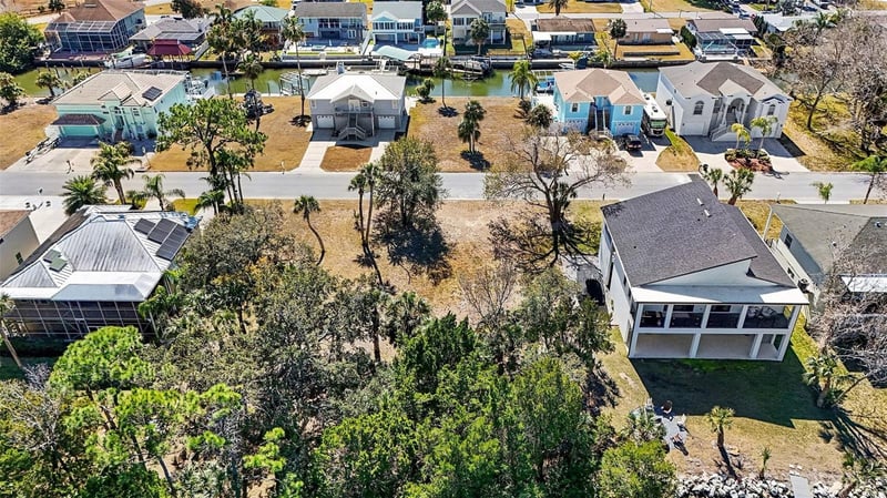 7657 Gulf Way, Hudson, FL 34667