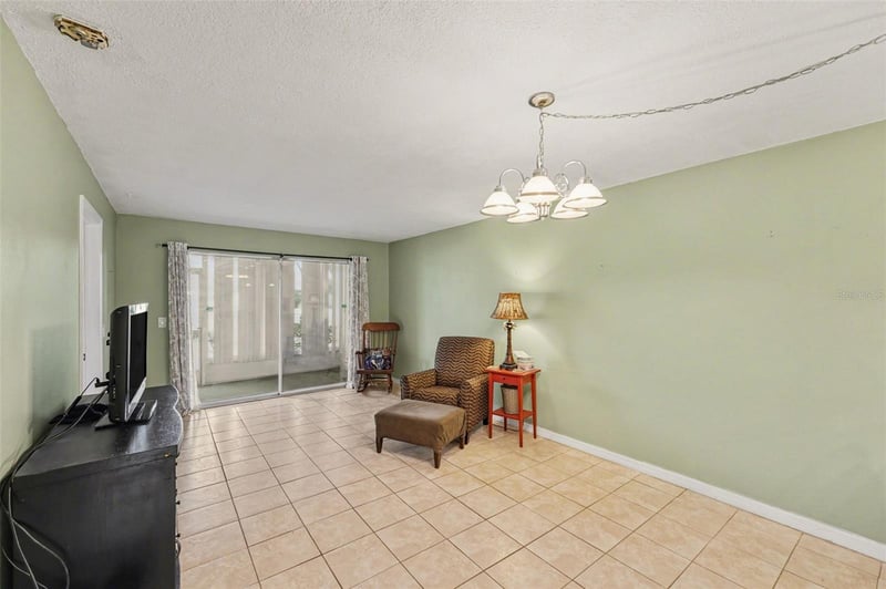 4800 Lake Villa Dr, Clearwater, FL 33762