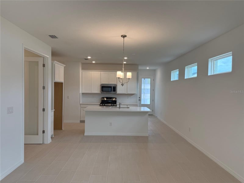 3694 Nandina Cir, Sun City Center, FL 33573