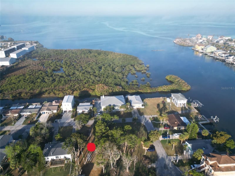 14434 Birch St, Hudson, FL 34667