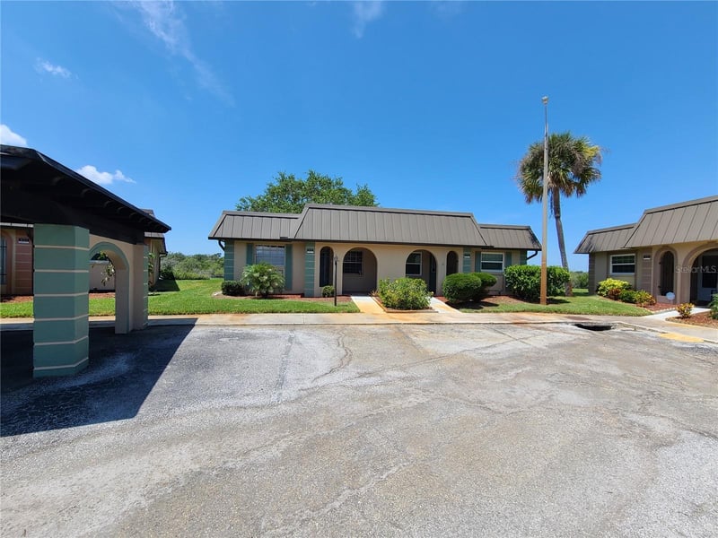 4120 Stratford Dr, New Port Richey, FL 34652