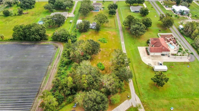 13906 Sweet Blossom Ct, Dover, FL 33527