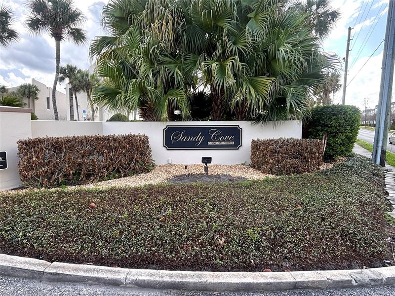 616 Orange Dr #203, Altamonte Springs, FL 32701