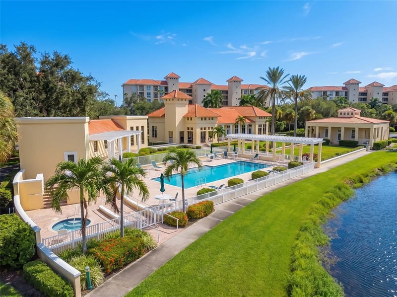 4780 Dolphin Cay Ln S #109, St Petersburg, FL 33711