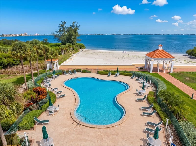 4780 Dolphin Cay Ln S #109, St Petersburg, FL 33711