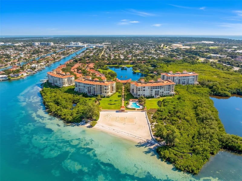 4780 Dolphin Cay Ln S #109, St Petersburg, FL 33711