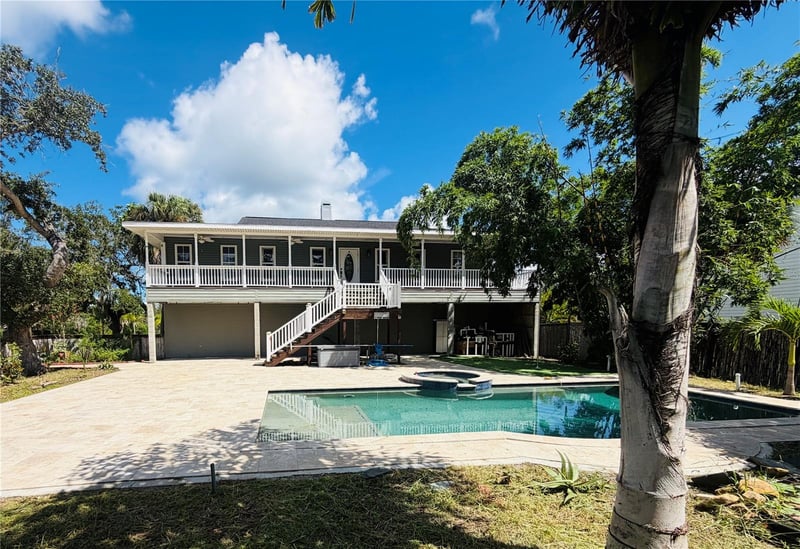 1740 Bayshore Dr, Terra Ceia, FL 34250