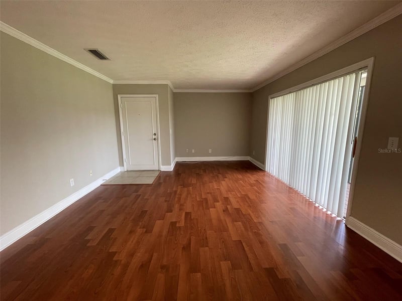 13686 Orange Sunset Dr #201, Tampa, FL 33618